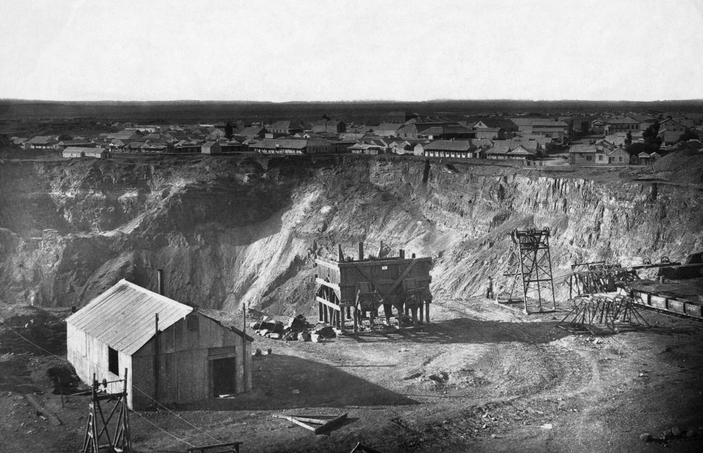  An open mine at the diamond centre of Kimberley, South Africa, 1888