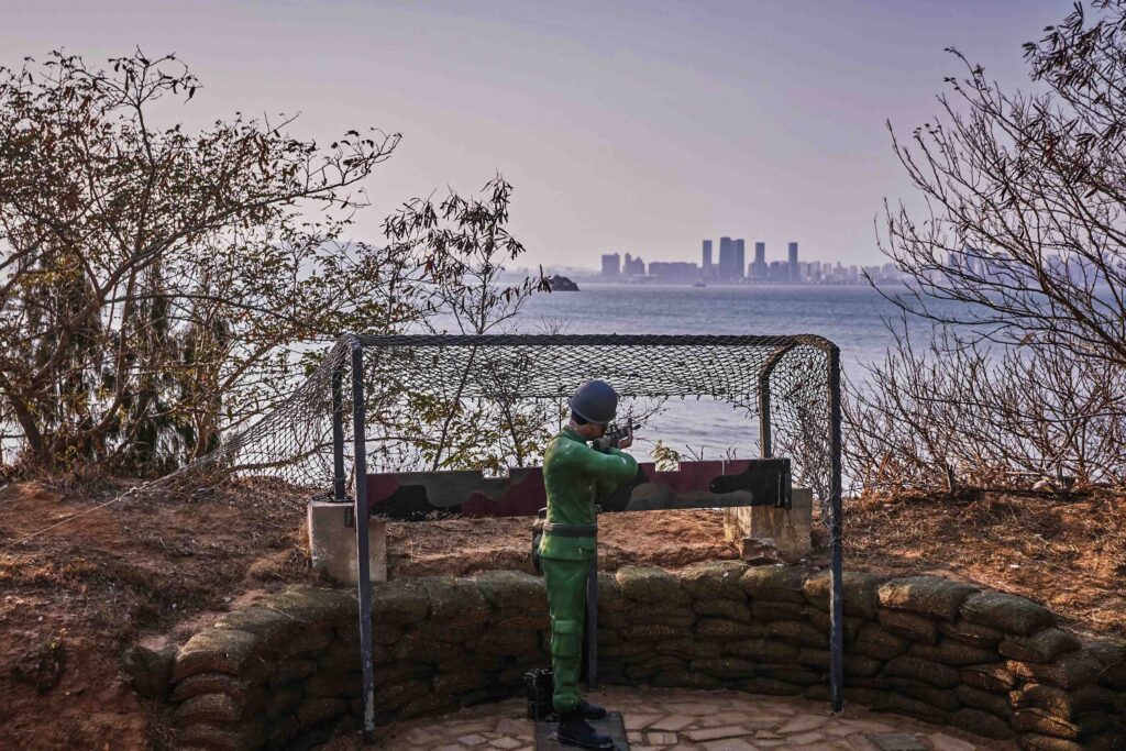 A figure of a soldier stands in a historic fort in Lieyu, Kinmen. Wartime anti-tank barricades litter Kinmen’s beaches and Lieyu is home to the Zhaishan tunnel, which Taiwanese forces reserve the right to use in wartime and for military exercises